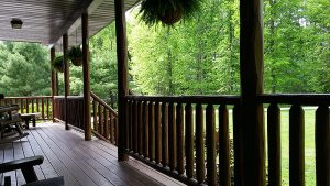 Front porch on log home
